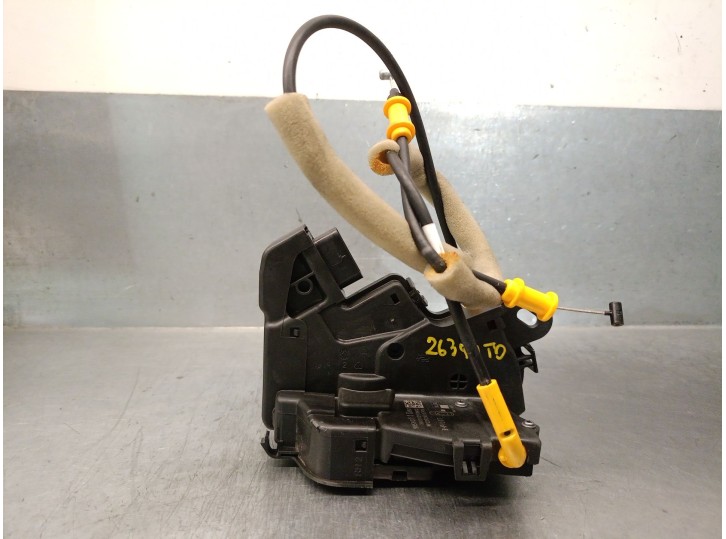 Replacement right rear door lock for Jeep Avenger 1.2 OEM IAM reference 9859311080 9859311080