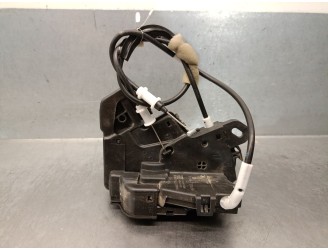 Replacement right front door lock for Jeep Avenger 1.2 OEM IAM reference 9846869980 9846869980