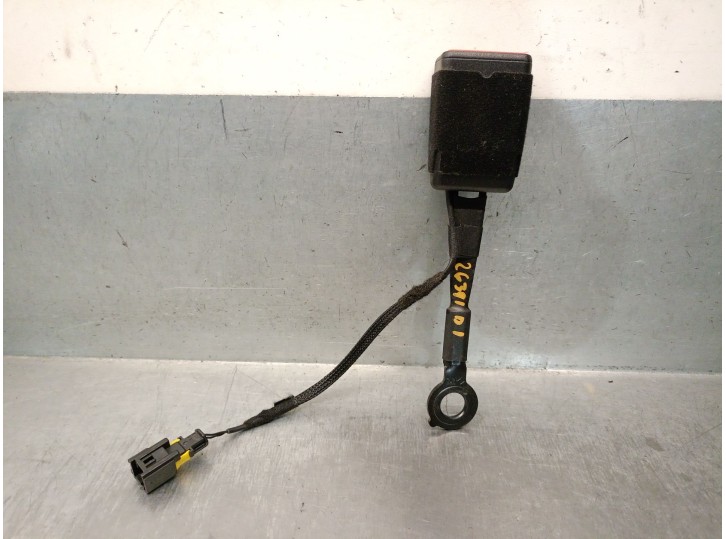 Replacement left front seatbelt buckle for Jeep Avenger 1.2 OEM IAM reference 654968700 735769570