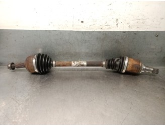 Replacement left front driveshaft for renault scénic iii (jz0/1_) 1.2 tce OEM IAM reference 8200725512 8200725512