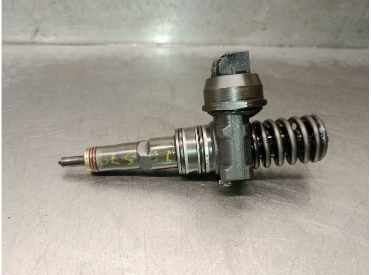 Recambio de inyector para seat toledo ii (1m2) 1.9 tdi referencia OEM IAM 038130073AL 0414720039