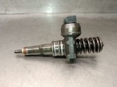 Replacement injector for Seat Toledo II (1M2) 1.9 TDI OEM IAM reference 038130073AL 0414720039