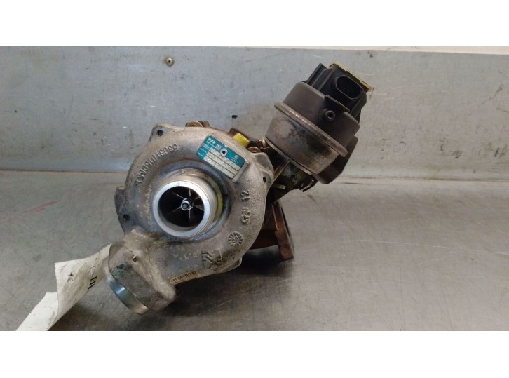 Recambio de turbocompresor para audi a4 b8 avant (8k5) 2.0 tdi referencia OEM IAM 03L145702D 03L145701D BV43B0140