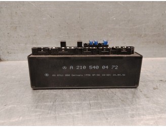 Replacement relay / fuse box for Mercedes-Benz E Class (W210) E 280 (210.053) OEM IAM reference A2105400472 898761000
