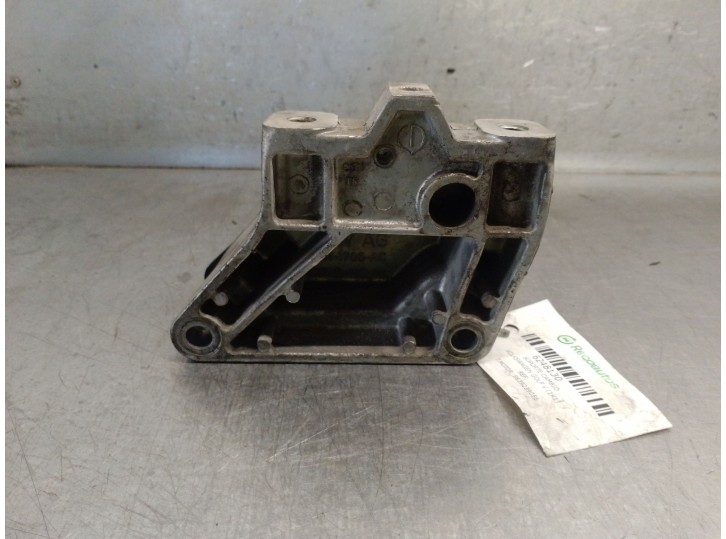 Recambio de soporte cambio para volkswagen golf v (1k1) 1.6 referencia OEM IAM 1K0199111E 1K0199111E 