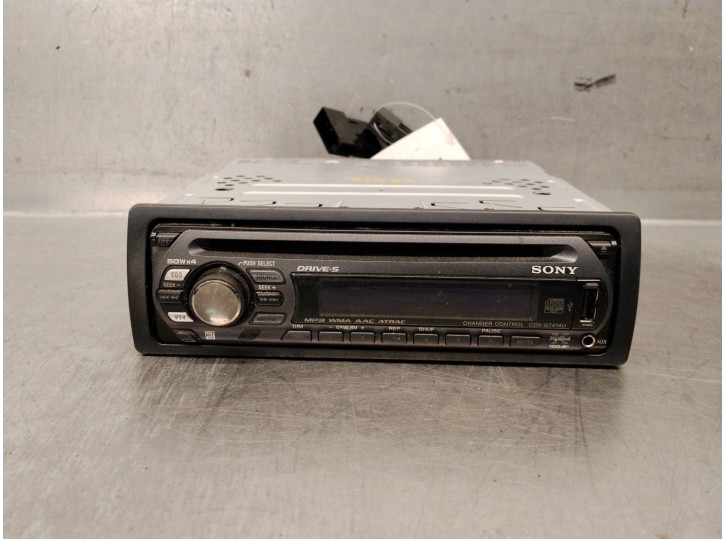 Replacement audio system / cd radio for mercedes-benz e class (w210) e 280 (210.053) OEM IAM reference CDXGT414U