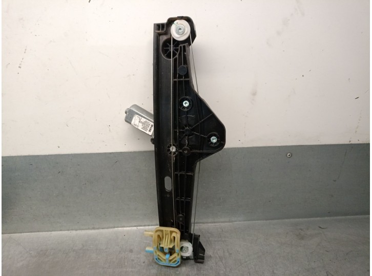 Recambio de elevalunas trasero izquierdo para jeep avenger 1.2 referencia OEM IAM 52174585 52174585 