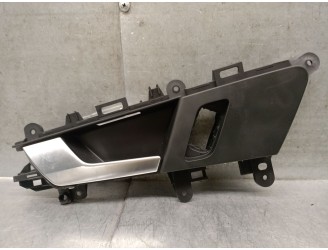 Replacement front left interior door handle for audi q5 (fyb, fyg) 2.0 tdi quattro OEM IAM reference 80A837019A 80A837019A