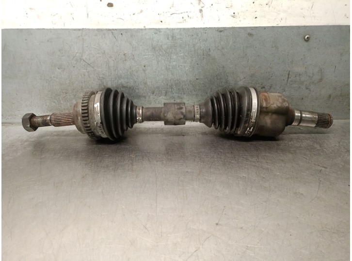 Replacement front left driveshaft for Chrysler PT Cruiser (PT_) 2.2 CRD OEM IAM reference 4668707AC 4668707AC
