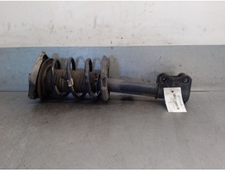 Replacement front right shock absorber for mercedes-benz class gla (x156) gla 200 cdi / d (156.908) OEM IAM reference A156