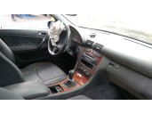 mercedes-benz clase c (w203) del año 2004