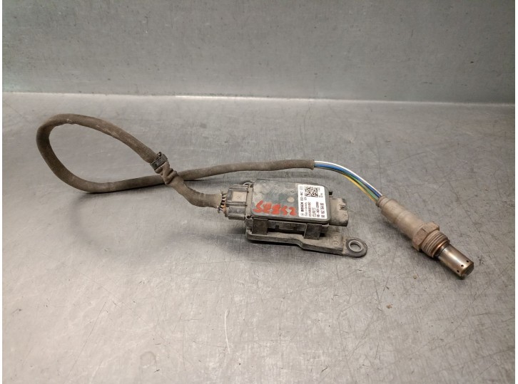 Replacement lambda sensor for Citroën Jumpy III Van (V_) 1.5 BlueHDi 100 OEM IAM reference 9816276480 9816276480 02810068