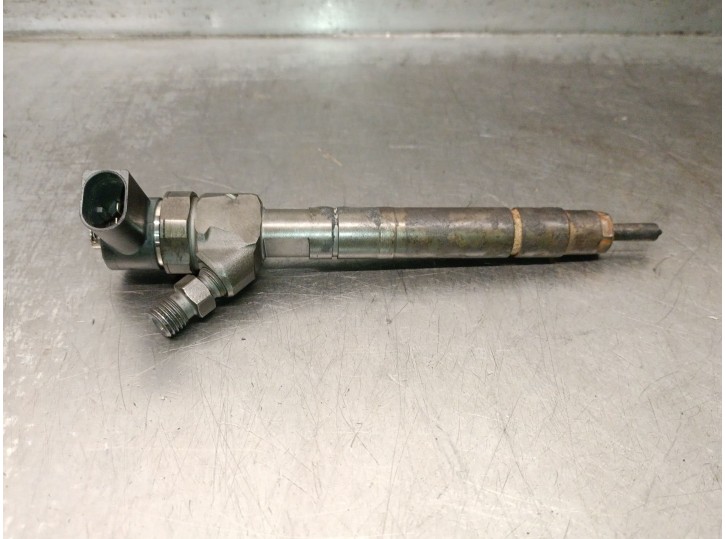 Recambio de inyector para chrysler pt cruiser (pt_) 2.2 crd referencia OEM IAM A6110701387 0445110100
