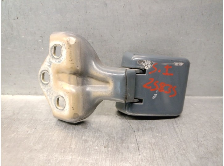 Replacement tailgate hinge for Citroën Jumpy III Van (V_) 1.5 BlueHDi 100 OEM IAM reference 9820032180 9820032180