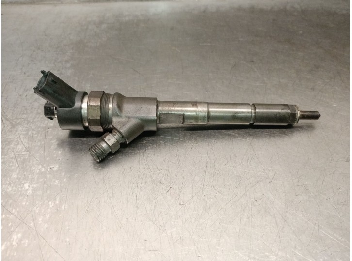 Recambio de inyector para toyota yaris (_p9_) 1.4 d-4d (nlp90_) referencia OEM IAM 236700N030 0445110262