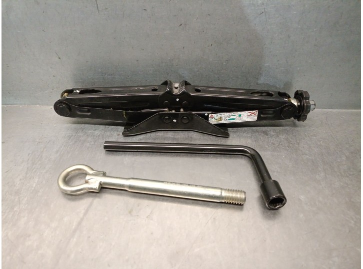 Replacement jack for Citroën Jumpy III van (v_) 1.5 BlueHDi 100 OEM IAM reference 9813844180 9813844180