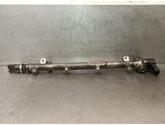 FUEL RAIL A6110700095 5080344AA 0445214004