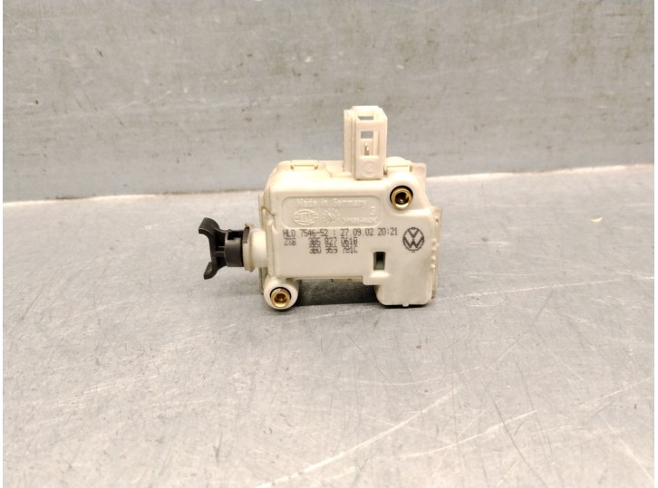 Replacement tailgate central locking motor for volkswagen golf iv variant (1j5) 1.9 tdi OEM IAM reference 3B5827061B 7L69597