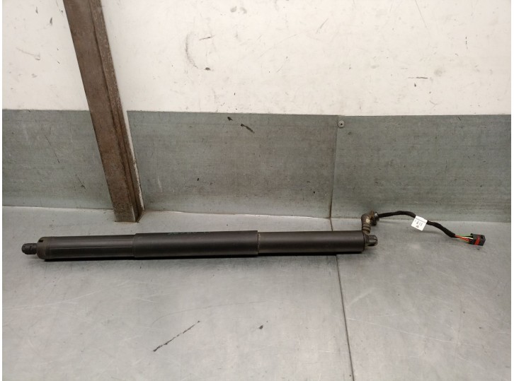 Replacement trunk / tailgate struts for audi q5 (fyb, fyg) 2.0 tdi quattro OEM IAM reference 80A827851A 80A827851A