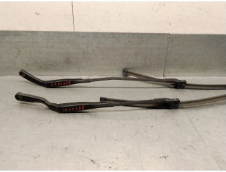 FRONT RIGHT WIPER ARM 1J1955410D 1J1955410D 