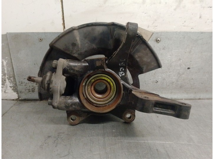 Replacement left front steering knuckle for Kia Sportage II (JE_, KM_) 2.0 CRDi OEM IAM reference 517150Z100 517150Z100
