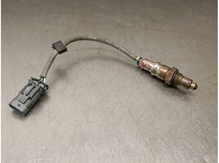 Replacement lambda sensor for Jeep Avenger 1.2 OEM IAM reference 9831748580