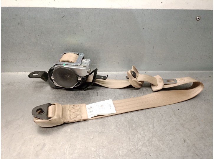 Replacement right front seat belt for Kia Sportage II (JE_, KM_) 2.0 CRDi, OEM/IAM reference 888201F250 888201F2