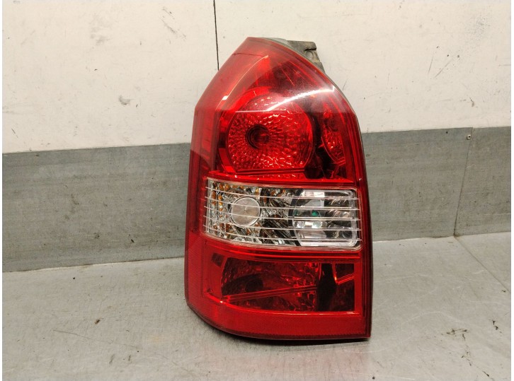 Replacement left taillight for Hyundai Tucson (JM) 2.0 CRDi, OEM IAM reference 924012E010 924012E010