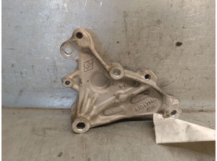 Replacement engine mount for Infiniti FX 30D AWD OEM IAM reference 1471500Q0C 1471500Q0C