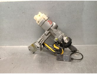 Replacement ignition switch for Kia Sportage II (JE_, KM_) 2.0 CRDi OEM IAM reference 819102E000 819102E000