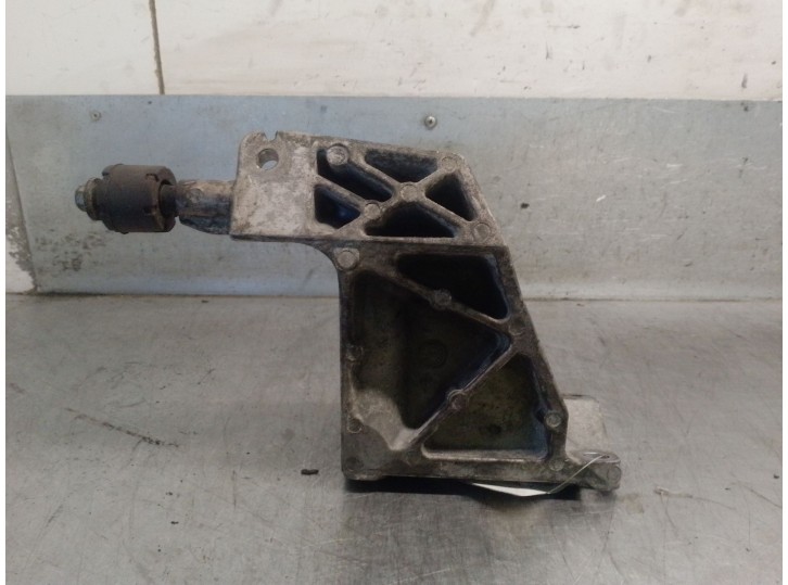 Recambio de soporte motor para infiniti fx 30d awd referencia OEM IAM 112331BY0A 112331BY0A 