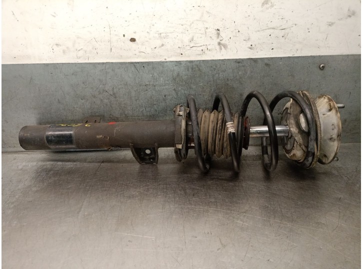 Replacement front left shock absorber for BMW 3 (E90) 318 D OEM IAM reference 31316771723 31316786007 105413