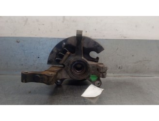 Replacement front right stub axle for Kia Carnival II (GQ) 2.9 CRDi OEM IAM reference 0K56B33021 0K56B33021