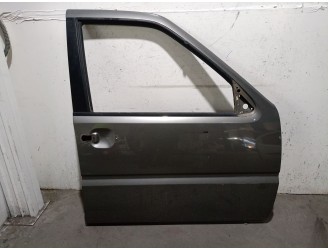 Replacement front right door for Nissan Terrano II (R20) 2.7 TDi 4WD OEM IAM reference 801007F030 801007F030