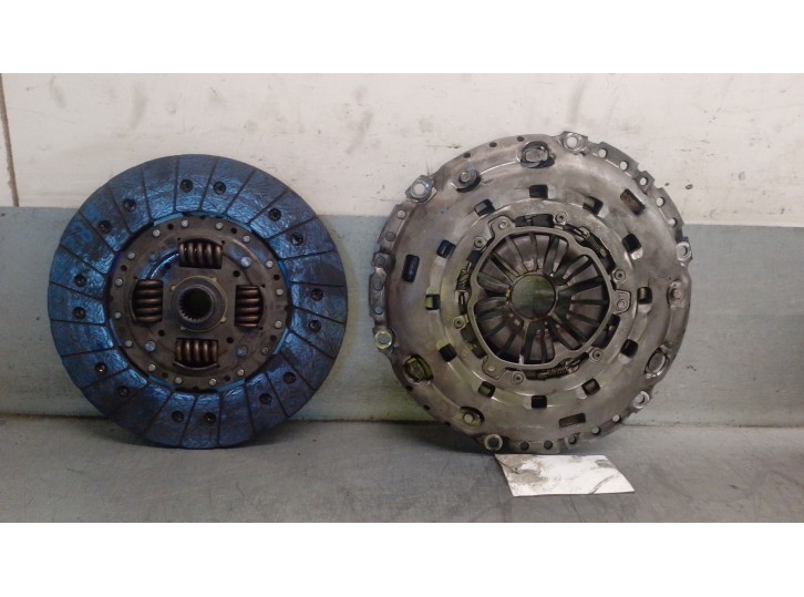 Recambio de kit embrague para ford transit furgoneta (fa_ _) 2.4 tde referencia OEM IAM 6C117540EA 1801226 