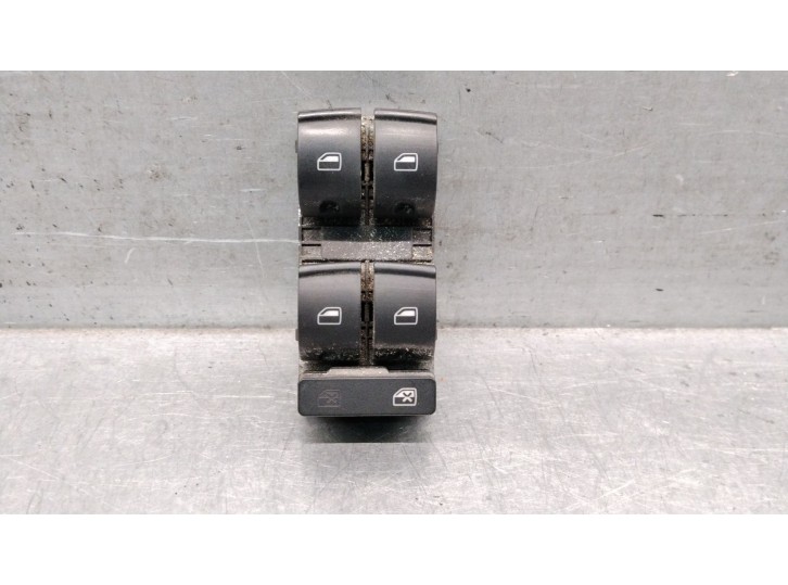 Replacement left front power window switch for Audi A4 B7 (8EC) 2.0 TDI Quattro, OEM/IAM references 8E0959851D 8E0959851D