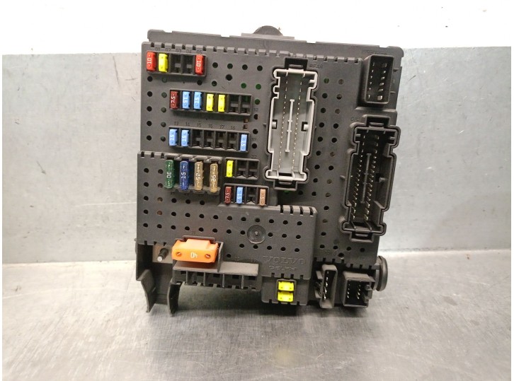 Recambio de caja reles / fusibles para volvo s60 i (384) 2.4 referencia OEM IAM 30728512 28017881