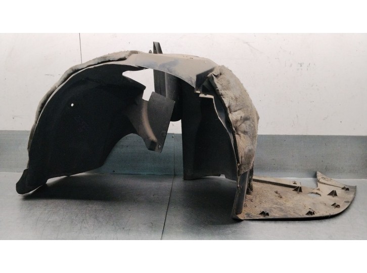Replacement right front wheel arch liner for Audi A4 B7 (8EC) 2.0 TDI quattro. OEM/IAM references: 8E0821172F 8E0821172F