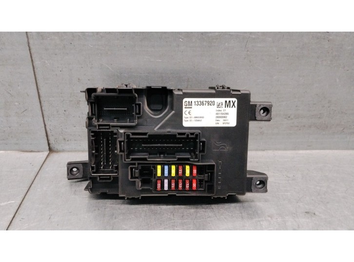 Replacement relay / fuse box for Opel Corsa D (S07) 1.3 CDTI (L08, L68), OEM IAM reference 13367920