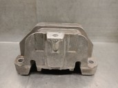 Left engine mount replacement for Mercedes-Benz GLA-Class (X156) GLA 200 CDI / D (156.908), OEM IAM reference A2462400617