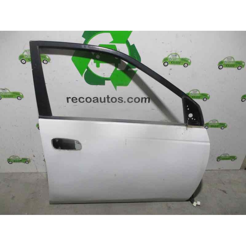 Recambio de puerta delantera derecha para toyota prius (nhw11) básico referencia OEM IAM 6700147010 BLANCA 4 PUERTAS