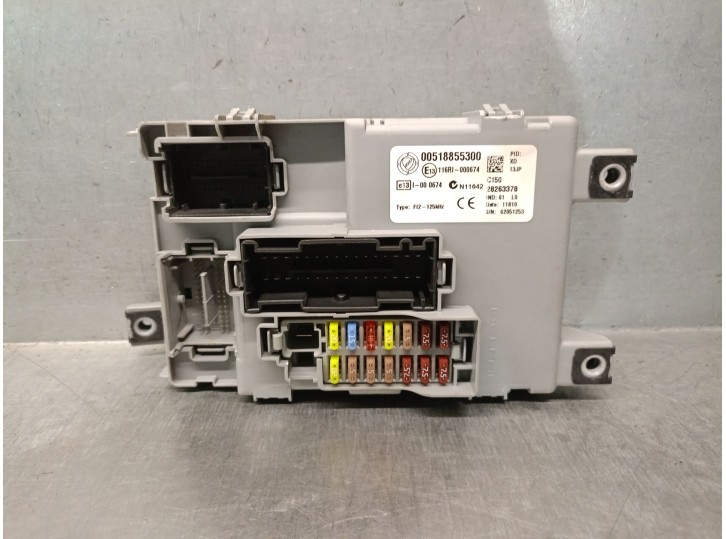 Replacement relay / fuse box for Fiat Doblo Cargo (263_) 1.3 D Multijet, OEM/IAM reference 00518855300