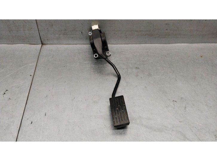 Replacement pedal potentiometer for Peugeot 407 (6D_) 2.0 HDi 135 (6DRHRH, 6DRHRE, 6DRHRG, 6DRHRJ). OEM IAM reference: 964493968