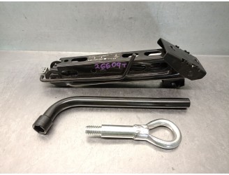 Car jack for Opel Corsa D (S07) 1.3 CDTI (L08, L68), OEM/IAM reference 13331922