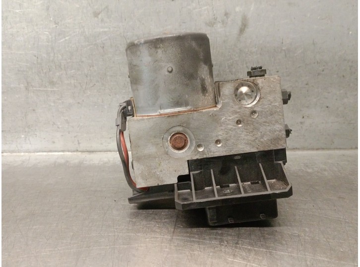 Recambio de abs para audi a4 b5 (8d2) 2.5 tdi referencia OEM IAM 8E0614111T 8E0614111E 0265202401
