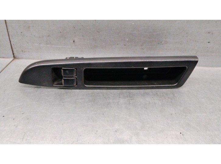 Replacement front left power window switch for Chevrolet Matiz (M200, M250) 1.0, OEM IAM reference 96663853 96663853