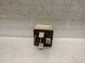 Replacement relay for Peugeot Boxer van (230L) 2.5 D, OEM/IAM reference 7686773 7686773