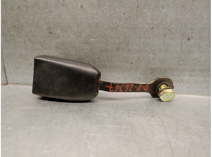 Replacement right front seat belt buckle for Peugeot Boxer van (230L) 2.5 D. OEM/IAM references: 8973P8 8973P8