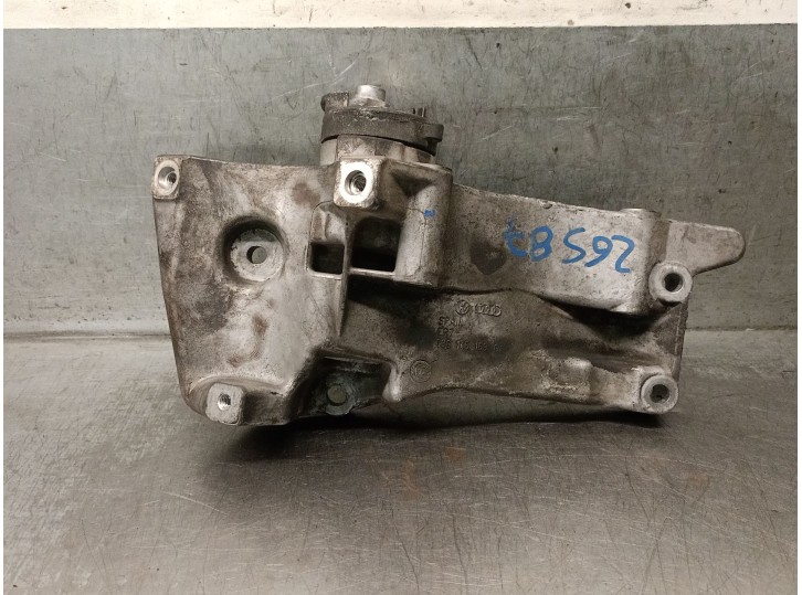 Replacement alternator bracket for SEAT Ibiza III (6L1) 1.4 16V, OEM IAM reference 036145169G 036145169G