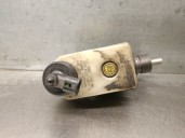Replacement brake master cylinder for Renault Mégane I Coach (DA0/1_) 1.6 E (DA0F), OEM/IAM reference 7701204610 7701204610